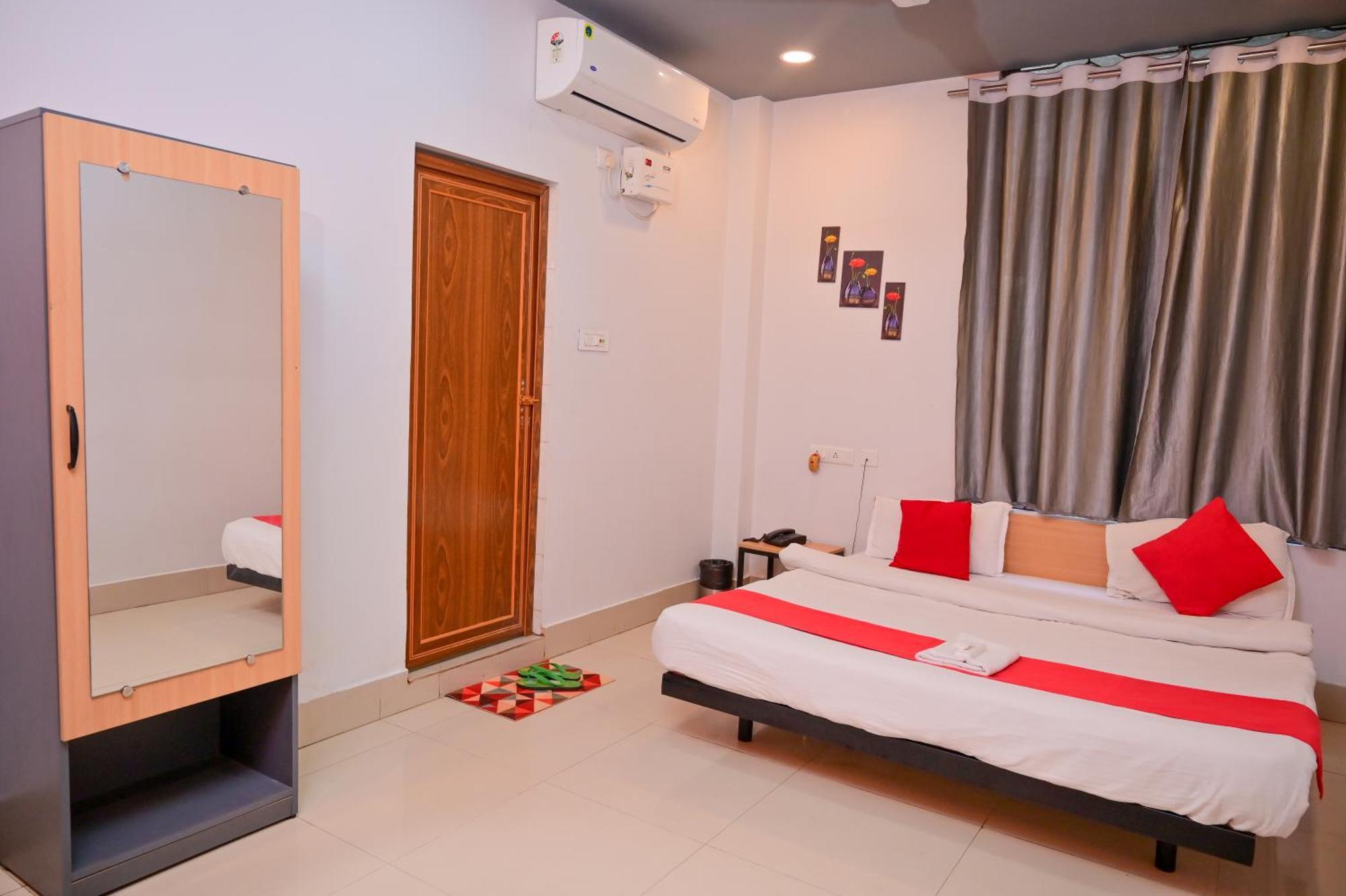 Hotel Aditya Palace غاواهاتي المظهر الخارجي الصورة